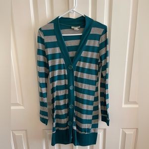 Green and grey sweater dresss